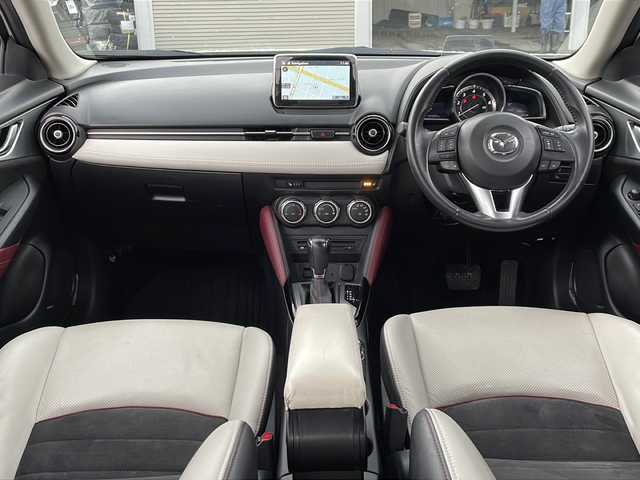 マツダ ＣＸ－３ XD ツーリング Lパッケージ 道北・旭川 2015(平27)年 4.3万km クリスタルホワイトパールマイカ /4WD//禁煙車//ワンオーナー//BOSEサウンド//純正ＳＤナビ//CD/DVD/USB/AUX/BT/フルセグ//バックカメラ//衝突軽減ブレーキ//レーンキープ//レーダークルーズコントロール//ブラインドスポットモニター//ヘッドアップディスプレイ//パドルシフト//ハーフレザーシート//シートヒーター//ETC//ハイビームコントロールシステム//AFS//オートライト//ＬＥＤヘッドライト//フォグライト//オートワイパー//純正フロアマット