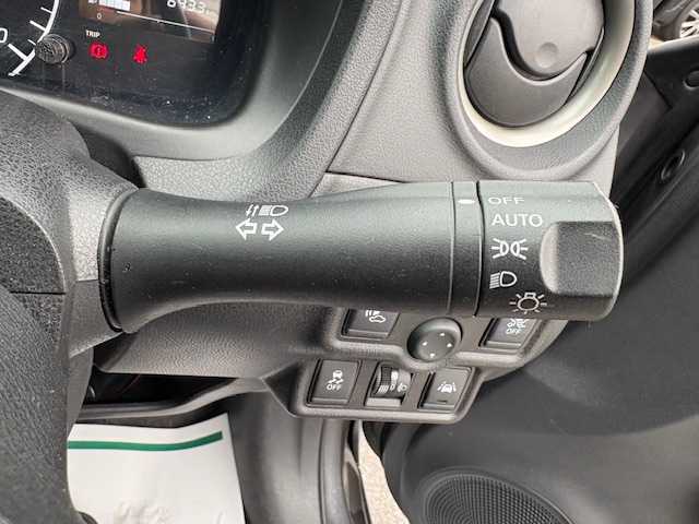 日産 ノート e－パワー X 大阪府 2017(平29)年 9.5万km ガンＭ 純正ナビ/フルセグ/アラウンドビューモニター/エマージェンシーブレーキ/車線逸脱警報/ソナー/LEDヘッドライト/ドライブレコーダー/ETC/純正アルミホイール/スマートキー×2