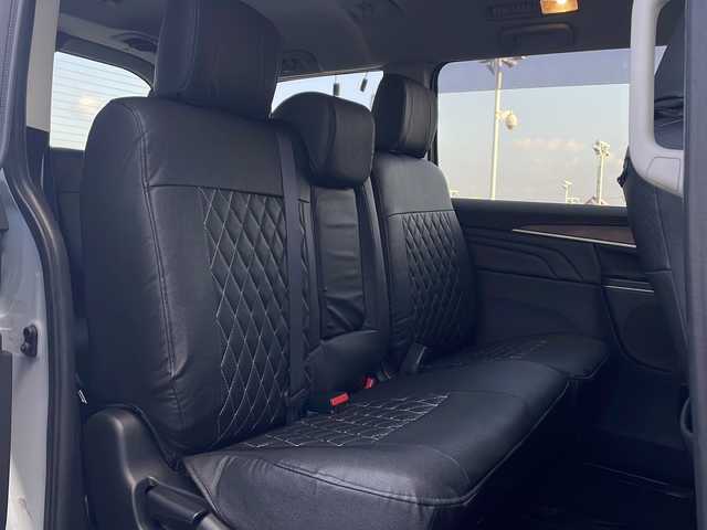 三菱 デリカＤ：５ ジャスパー 香川県 2023(令5)年 1.5万km ホワイトダイヤモントド/グラファイトグレーメタリック 三菱e-Assist/・衝突軽減ブレーキ/・車線逸脱警報/・アダプティブクルーズコントロール/・オートハイビームアシスト/・ブラインドスポットモニター/純正10.1型ナビ/【CD.DVD.USB.SD.BT】/フルセグTV/全方位カメラ　/リラックスルームイルミネーション/両側電動スライド　/パワーバックドア/パワーシート　/シートヒーター　/ハーフレザーシート/ハンドルヒーター　/パドルシフト　/革巻きステアリング　/ＬＥＤライト　/ＬＥＤフォグライト/電動パーキングブレーキ/オートホールド/ドライブレコーダー　/ETC/シートカバー/電動パーキングブレーキ