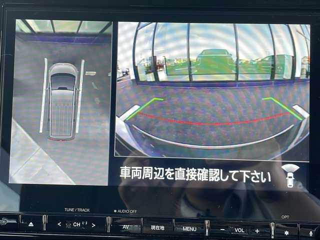 三菱 デリカＤ：５ ジャスパー 香川県 2023(令5)年 1.5万km ホワイトダイヤモントド/グラファイトグレーメタリック 三菱e-Assist/・衝突軽減ブレーキ/・車線逸脱警報/・アダプティブクルーズコントロール/・オートハイビームアシスト/・ブラインドスポットモニター/純正10.1型ナビ/【CD.DVD.USB.SD.BT】/フルセグTV/全方位カメラ　/リラックスルームイルミネーション/両側電動スライド　/パワーバックドア/パワーシート　/シートヒーター　/ハーフレザーシート/ハンドルヒーター　/パドルシフト　/革巻きステアリング　/ＬＥＤライト　/ＬＥＤフォグライト/電動パーキングブレーキ/オートホールド/ドライブレコーダー　/ETC/シートカバー/電動パーキングブレーキ