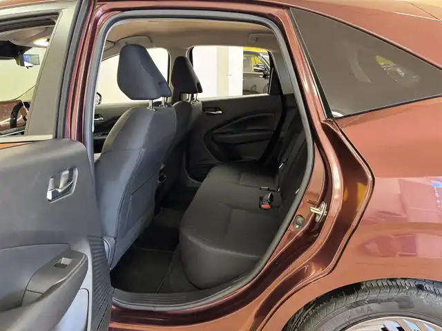 日産 ノート X 群馬県 2024(令6)年 3万km バーガンディー 安全性能/・エマージェンシーブレーキ/・プロパイロット/・ブラインドスポットモニター/・車線逸脱防止支援/・速度標識表示/・駐車支援/・後退時車両検知/純正9インチメモリナビ/　　BT/フルセグ/    USB/HDMI/FM/AM/    AppleCarPlay/AndroidAuto/アラウンドビューモニター/デジタルインナーミラー/オートLEDヘッドライト/オートブレーキホールド/電動パーキングブレーキ/スマートキー/置くだけ充電/ビルドインETC2.0