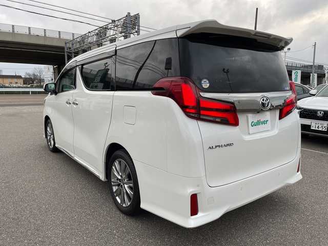 トヨタ アルファード S タイプゴールド 石川県 2020(令2)年 4.8万km パール 純正ディスプレイオーディオ　ナビ　フルセグ　バックカメラ　サンルーフ　ＬＥＤヘッドライト　ビルトインＥＴＣ　パワーバックドア　両側パワスラ　ハーフレザーシート　セーフティセンス　レーダークルーズ