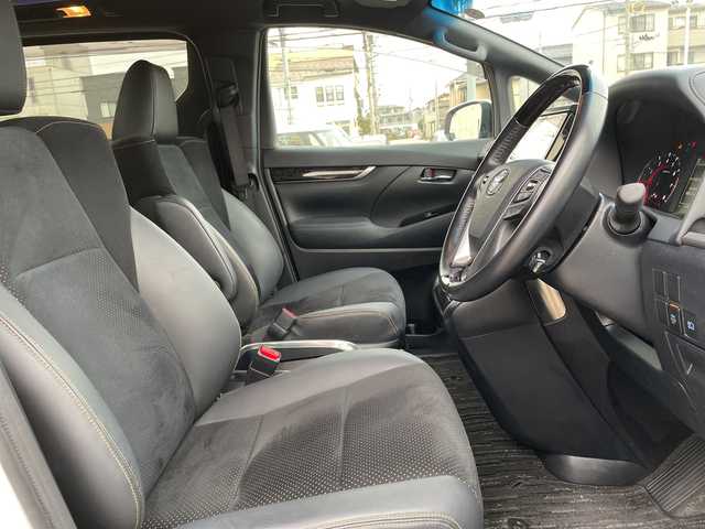 トヨタ アルファード S タイプゴールド 石川県 2020(令2)年 4.8万km パール 純正ディスプレイオーディオ　ナビ　フルセグ　バックカメラ　サンルーフ　ＬＥＤヘッドライト　ビルトインＥＴＣ　パワーバックドア　両側パワスラ　ハーフレザーシート　セーフティセンス　レーダークルーズ