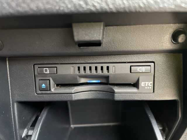 トヨタ アルファード S タイプゴールド 石川県 2020(令2)年 4.8万km パール 純正ディスプレイオーディオ　ナビ　フルセグ　バックカメラ　サンルーフ　ＬＥＤヘッドライト　ビルトインＥＴＣ　パワーバックドア　両側パワスラ　ハーフレザーシート　セーフティセンス　レーダークルーズ