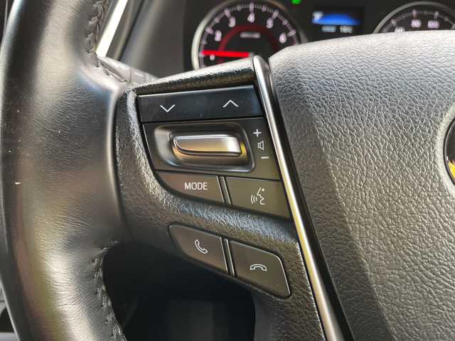 トヨタ アルファード S タイプゴールド 石川県 2020(令2)年 4.8万km パール 純正ディスプレイオーディオ　ナビ　フルセグ　バックカメラ　サンルーフ　ＬＥＤヘッドライト　ビルトインＥＴＣ　パワーバックドア　両側パワスラ　ハーフレザーシート　セーフティセンス　レーダークルーズ