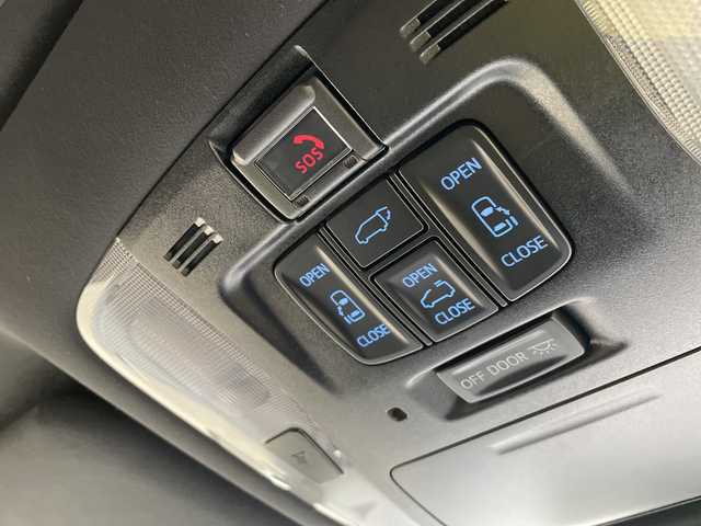 トヨタ アルファード S タイプゴールド 石川県 2020(令2)年 4.8万km パール 純正ディスプレイオーディオ　ナビ　フルセグ　バックカメラ　サンルーフ　ＬＥＤヘッドライト　ビルトインＥＴＣ　パワーバックドア　両側パワスラ　ハーフレザーシート　セーフティセンス　レーダークルーズ