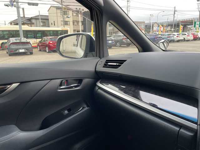 トヨタ アルファード S タイプゴールド 石川県 2020(令2)年 4.8万km パール 純正ディスプレイオーディオ　ナビ　フルセグ　バックカメラ　サンルーフ　ＬＥＤヘッドライト　ビルトインＥＴＣ　パワーバックドア　両側パワスラ　ハーフレザーシート　セーフティセンス　レーダークルーズ