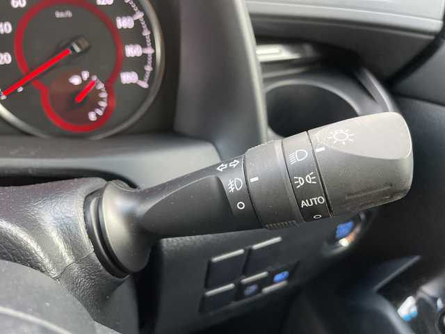 トヨタ アルファード S タイプゴールド 石川県 2020(令2)年 4.8万km パール 純正ディスプレイオーディオ　ナビ　フルセグ　バックカメラ　サンルーフ　ＬＥＤヘッドライト　ビルトインＥＴＣ　パワーバックドア　両側パワスラ　ハーフレザーシート　セーフティセンス　レーダークルーズ