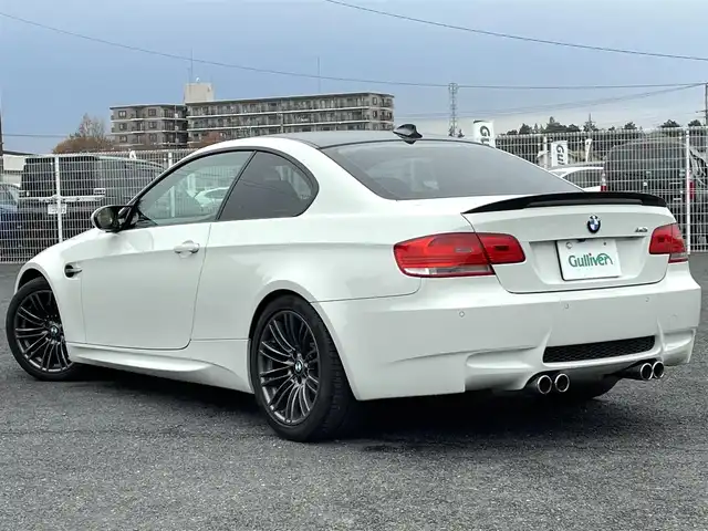 ＢＭＷ Ｍ３ クーペ 千葉県 2009(平21)年 6.7万km アルピンホワイトⅢ Mドライブパッケージ/カーボンルーフ/社外カーボンフロントスポイラー/社外カーボントランクスポイラ/ー/純正18インチAW/純正HDDナビ/バックカメラ