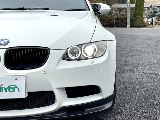 ＢＭＷ Ｍ３ クーペ 千葉県 2009(平21)年 6.7万km アルピンホワイトⅢ Mドライブパッケージ/カーボンルーフ/社外カーボンフロントスポイラー/社外カーボントランクスポイラ/ー/純正18インチAW/純正HDDナビ/バックカメラ