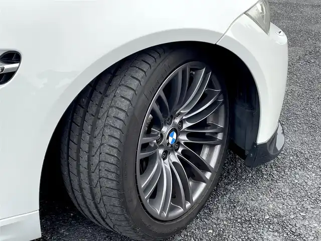 ＢＭＷ Ｍ３ クーペ 千葉県 2009(平21)年 6.7万km アルピンホワイトⅢ Mドライブパッケージ/カーボンルーフ/社外カーボンフロントスポイラー/社外カーボントランクスポイラ/ー/純正18インチAW/純正HDDナビ/バックカメラ