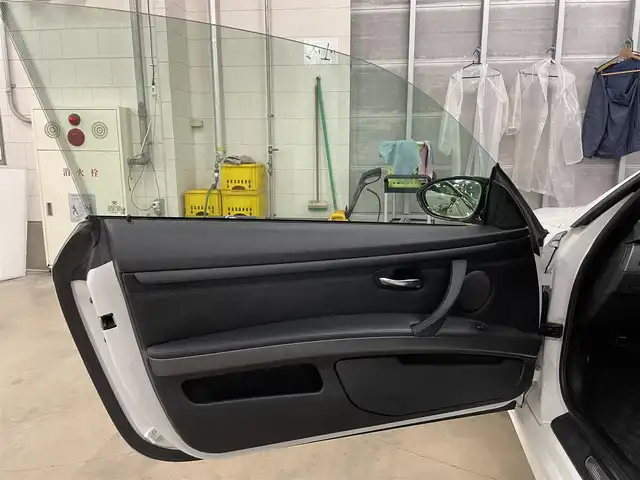 ＢＭＷ Ｍ３ クーペ 千葉県 2009(平21)年 6.7万km アルピンホワイトⅢ Mドライブパッケージ/カーボンルーフ/社外カーボンフロントスポイラー/社外カーボントランクスポイラ/ー/純正18インチAW/純正HDDナビ/バックカメラ
