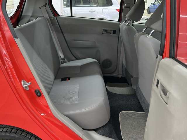 ダイハツ ミラ イース Lf SA 道央・札幌 2014(平26)年 16.6万km シャイニングレッド /4WD//アイドリングストップ//CD//ミュージックサーバー//ミュージックプレイヤー接続(AUX)//布シート//アルミホイール社外14インチ//ABS//横滑り防止装置//衝突被害軽減システム//ダブルエアバック//パワーウィンドウ//パワーステアリング