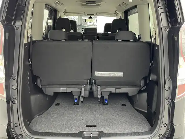 日産 セレナ ハイウェイスター V 大阪府 2021(令3)年 2.8万km ダイヤモンドブラック プロパイロット 純正ナビ(フルセグ/DVD再生/Bluetooth) 360カメラ ETC 両側パワースライドドア 後席モニター デジタルインナーミラー 衝突軽減 BSM クリアランスソナー ドラレコ