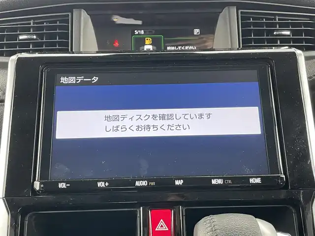 トヨタ ルーミー カスタムG 千葉県 2021(令3)年 2.6万km レーザーブルークリスタルシャイン 純正9インチナビ /【型式：NSZT-Y68T】/Bluetooth/CD/DVD/フルセグTV/SD/バックカメラ /両側パワースライドドア /ビルトインETC2.0/レーダークルーズコントロール /LEDヘッドライト /オートライト /オートハイビーム/D/N席シートヒーター/電動パーキングブレーキ/衝突被害軽減ブレーキ