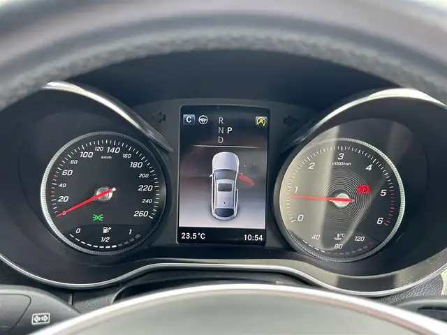 メルセデス・ベンツ ＧＬＣ２２０ d 4マチック クーペ スポーツ 福岡県 2018(平30)年 5.6万km オブシディアンブラック 純正ナビ（AM/FM/BT）/前席パワーシート（メモリ付き）/全席シートヒーター/クルーズコントロール/バックカメラ/アラウンドビューモニター/ヘッドアップディスプレイ/ブラインドスポットアシスト/アテンションアシスト/アクティブブレーキアシスト/パワーバックドア/ステアリングパイロット/デュアルエアコン/ETC/純正フロアマット/純正19インチアルミホイール/プッシュスタート/スマートキー/スペアキー×１/保証書