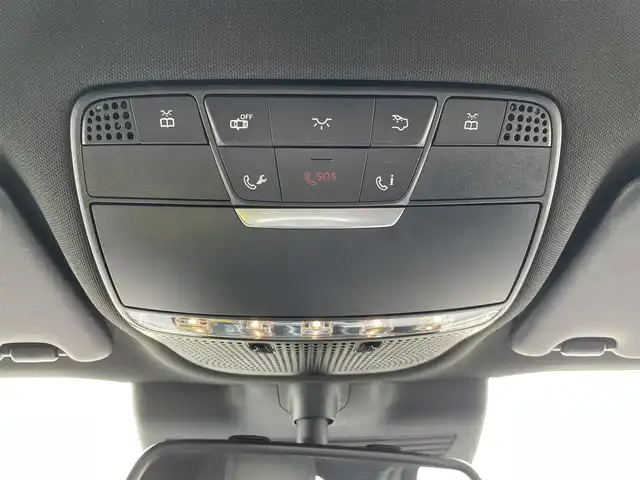 メルセデス・ベンツ ＧＬＣ２２０ d 4マチック クーペ スポーツ 福岡県 2018(平30)年 5.6万km オブシディアンブラック 純正ナビ（AM/FM/BT）/前席パワーシート（メモリ付き）/全席シートヒーター/クルーズコントロール/バックカメラ/アラウンドビューモニター/ヘッドアップディスプレイ/ブラインドスポットアシスト/アテンションアシスト/アクティブブレーキアシスト/パワーバックドア/ステアリングパイロット/デュアルエアコン/ETC/純正フロアマット/純正19インチアルミホイール/プッシュスタート/スマートキー/スペアキー×１/保証書