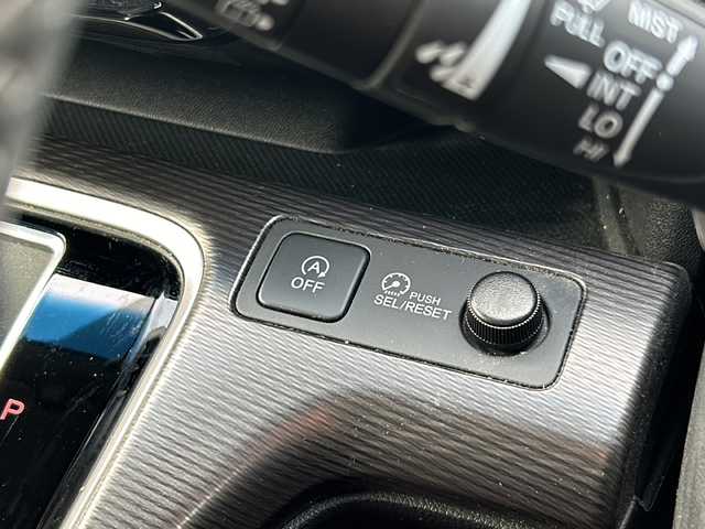 ホンダ ステップワゴン スパーダ クルスピセンシング 三重県 2021(令3)年 3.4万km プレミアムスパークルブラックパール 登録時33448km/ワンオーナー/禁煙車/ハーフレザーシート/純正Gathersナビ/（AM/FM/TV/Bluetooth/CD/DVD/USB）/フルセグTV/バックカメラ/ビルトインETC2.0/ステアリングスイッチ/パドルシフト/レーダークルーズコントロール/両側パワースライドドア/わくわくゲート/シートヒーター/オートライト/衝突軽減システム/車線逸脱防止機能/ISOFIX/アイドリングストップ/プッシュスタート/純正17インチアルミ/カーテンエアバック/スペアキー/取説/保証書