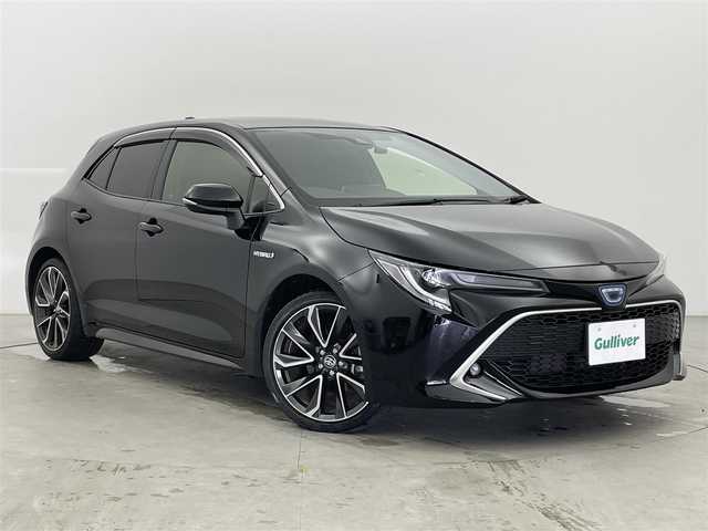 トヨタ カローラ スポーツ ハイブリッドG Z 富山県 2019(令1)年 3.1万km アティチュードブラックマイカ 純正9型ナビ（AM/FM/DVD/BT/フルセグ）/バックカメラ/ドライブレコーダー/ETC/衝突被害軽減システム/レーダークルーズコントロール/レーンキープアシスト/横滑り防止装置/アイドリングストップ/オートLEDライト/オートマチックハイビーム/純正アルミホイール/純正フロアマット/革巻きステアリング/ステアリングスイッチ/オートホールド付電子パーキング/スマートキー