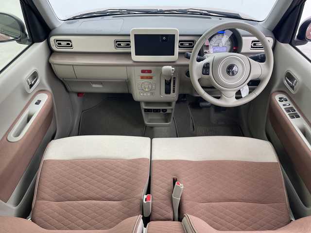スズキ ラパン X 三重県 2024(令6)年 0.2万km テラコッタピンクメタリック 禁煙車/前席シートヒーター/全方向モニター対応/デュアルセンサーブレーキサポート/ステアリングスイッチ/レーンキープサポート/衝突軽減サポート/アイドリングストップ/プッシュスタート/スマートキー/オートライト/電動格納ミラー/スペアキー