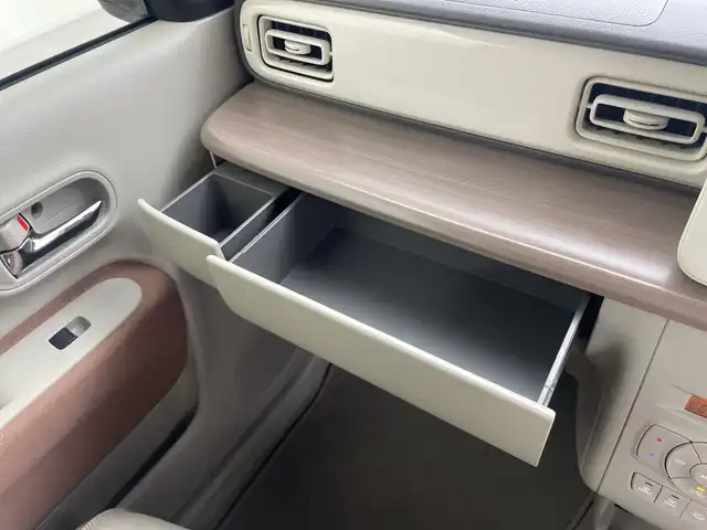 スズキ ラパン X 三重県 2024(令6)年 0.2万km テラコッタピンクメタリック 禁煙車/社外ナビゲーション/前席シートヒーター/全方向モニター対応/デュアルセンサーブレーキサポート/ステアリングスイッチ/レーンキープサポート/衝突軽減サポート/アイドリングストップ/プッシュスタート/スマートキー/オートライト/電動格納ミラー/スペアキー