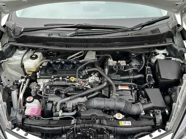 トヨタ アクア G 山口県 2022(令4)年 7.2万km プラチナホワイトパールマイカ T-connectナビ/Bluetoothオーディオ/バックカメラ/Toyota safety sense/・プリクラッシュセーフティ/・レーントレーシングアシスト/・レーダークルーズコントロール/・オートマチックハイビーム/・ロードサインアシスト/プッシュスタート/スマートキー/LEDヘッドライト/オートライト/クリアランスソナー