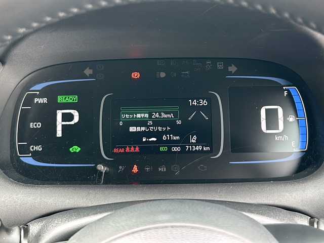 トヨタ アクア G 山口県 2022(令4)年 7.2万km プラチナホワイトパールマイカ T-connectナビ/Bluetoothオーディオ/バックカメラ/Toyota safety sense/・プリクラッシュセーフティ/・レーントレーシングアシスト/・レーダークルーズコントロール/・オートマチックハイビーム/・ロードサインアシスト/プッシュスタート/スマートキー/LEDヘッドライト/オートライト/クリアランスソナー