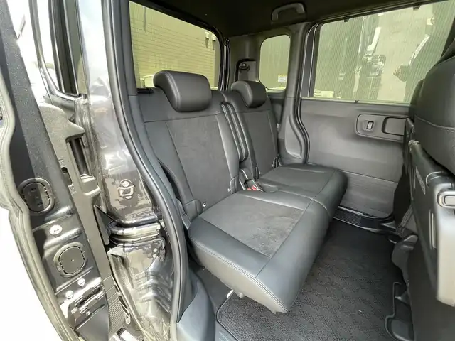ホンダ Ｎ ＢＯＸ カスタム ターボ 滋賀県 2024(令6)年 0.1万km メテオロイドグレーメタリック 禁煙車/純正9型ナビ/CD/DVD/Bluetooth/フルセグTV/ドラレコ/ETC/バックカメラ/両側パワースライドドア/プッシュスタート/スペアキー/クルーズコントロール/ハーフレザーシート/ホンダセンシング/LEDヘッドライト/オートライト