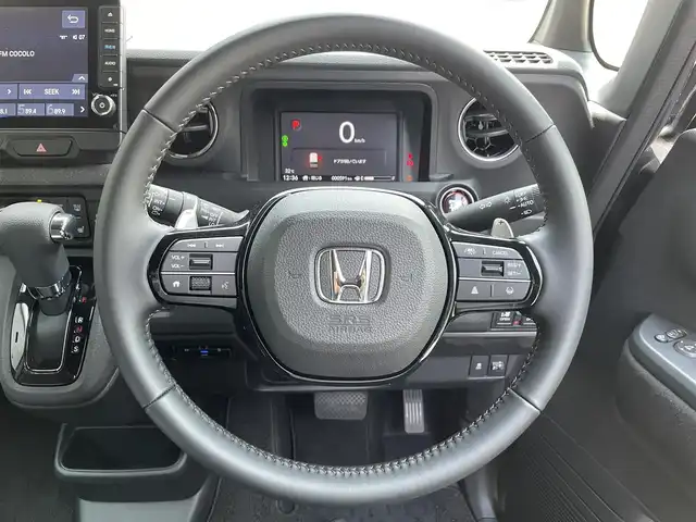 ホンダ Ｎ ＢＯＸ カスタム ターボ 滋賀県 2024(令6)年 0.1万km メテオロイドグレーメタリック 禁煙車/純正9型ナビ/CD/DVD/Bluetooth/フルセグTV/ドラレコ/ETC/バックカメラ/両側パワースライドドア/プッシュスタート/スペアキー/クルーズコントロール/ハーフレザーシート/ホンダセンシング/LEDヘッドライト/オートライト