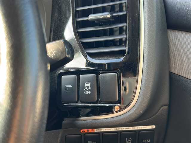 三菱 アウトランダー ＰＨＥＶ G ナビパッケージ 秋田県 2014(平26)年 3.5万km 赤 ４WD/追従機能付きクルーズコントロール/社外スタッドレスタイヤ積み込み/キャリア付き/プラグインハイブリッド/ETC/ペット毛