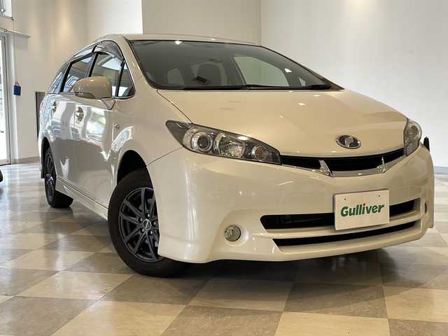 トヨタ ウィッシュ 1．8S 福井県 2012(平24)年 12.5万km ホワイトパールクリスタルシャイン 純正7インチSDナビ/フルセグTV/バックカメラ/ビルトインETC/純正AW付スタッドレスタイヤ車載/MTモード付AT/パドルシフト/オートライト/HIDヘッドライト/フォグランプ/社外AW/プッシュスタート/スマートキー/純正フロアマット/4WD/コーナーポール