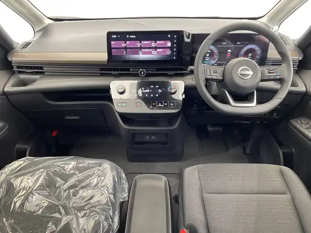 日産 セレナ e－パワー ハイウェイスター V 栃木県 2025(令7)年 0.1千km プリズムホワイト 登録済未使用車/NissanConnectナビゲーションシステム/　（Bluetooth/フルセグTV/USB）/インテリジェント アラウンドビューモニター/6スピーカー/プロパイロット（ナビリンク機能付）/プロパイロット緊急停止支援システム/ワイヤレス充電器/オートレベライザー/ETC2.0ユニット（ビルトインタイプ）/ドライブレコーダー（前後セット）/アダプティブLEDヘッドライトシステム/インテリジェント ルームミラー/アドバンスドドライブアシストディスプレイ/　　　　　　　　　　　　　　（12.3インチカラーディスプレイ）/統合型インターフェースディスプレイ/ヘッドランプ オートレベライザー/アダプティブLEDヘッドライトシステム/純正16インチAW