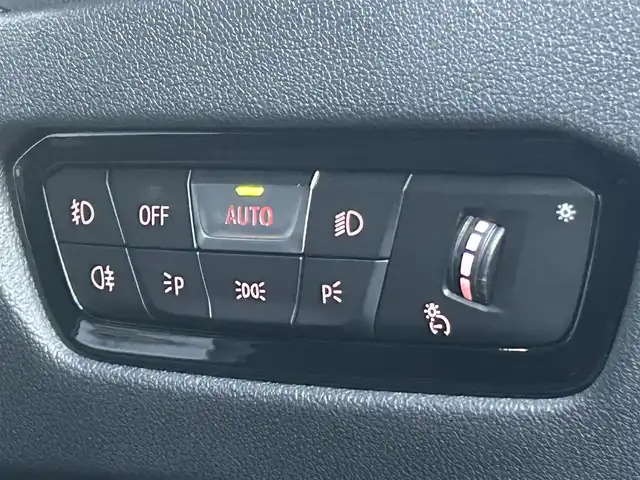 ＢＭＷ ３２０ｉ ツーリング Mスポーツ 福岡県 2020(令2)年 3.5万km サファイアブラックP ワンオーナー/アンビエントライト/純正ナビ/Bluetooth/USB/CarPlay/アダプティブクルーズコントロール/ブラインドスポット/レーンキープ/360°カメラ/パワーシート/メモリーシート/ハンズフリーパワーテールゲート/ワイヤレス充電/純正18インチアルミ/ミラー一体型ETC/ドラレコ/純正フロアマット/LEDヘッドライト/スマートキー