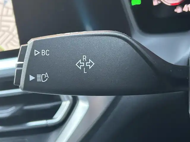 ＢＭＷ ３２０ｉ ツーリング Mスポーツ 福岡県 2020(令2)年 3.5万km サファイアブラックP ワンオーナー/アンビエントライト/純正ナビ/Bluetooth/USB/CarPlay/アダプティブクルーズコントロール/ブラインドスポット/レーンキープ/360°カメラ/パワーシート/メモリーシート/ハンズフリーパワーテールゲート/ワイヤレス充電/純正18インチアルミ/ミラー一体型ETC/ドラレコ/純正フロアマット/LEDヘッドライト/スマートキー