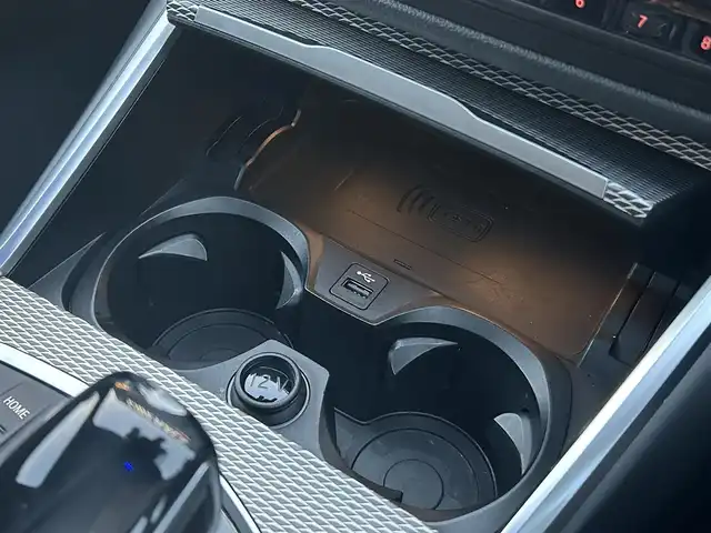 ＢＭＷ ３２０ｉ ツーリング Mスポーツ 福岡県 2020(令2)年 3.5万km サファイアブラックP ワンオーナー/アンビエントライト/純正ナビ/Bluetooth/USB/CarPlay/アダプティブクルーズコントロール/ブラインドスポット/レーンキープ/360°カメラ/パワーシート/メモリーシート/ハンズフリーパワーテールゲート/ワイヤレス充電/純正18インチアルミ/ミラー一体型ETC/ドラレコ/純正フロアマット/LEDヘッドライト/スマートキー