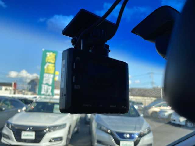 ホンダ ステップワゴン スパーダ Z クールスピリット 栃木県 2012(平24)年 8.2万km プレミアムスパークルブラックパール 純正ナビ/CD/DVD/TV/USB/ビデオ/VSA（ABS＋TCS＋横すべり抑制）+ヒルスタートアシスト機能/バックカメラ/ドライブレコーダー/ETC/アイドリングストップシステム/エコアシスト（ECONモード、コーチング機能）/クルーズコントロール/アクティブコーナリングライト/両側パワースライドドア/Hondaスマートキーシステム/盗難防止装置/スパーダ専用17インチアルミホイール/フォグライト/パドルシフト/ドアバイザー/HIDベットライト/オートライト