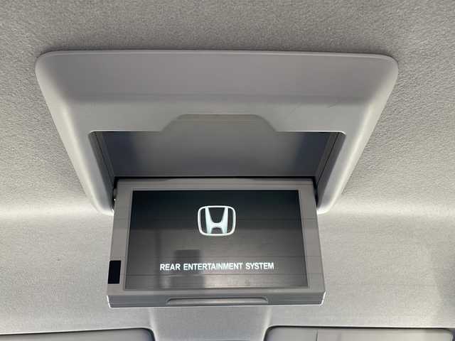 ホンダ ステップワゴン スパーダ Z クールスピリット 栃木県 2012(平24)年 8.2万km プレミアムスパークルブラックパール 純正ナビ/CD/DVD/TV/USB/ビデオ/VSA（ABS＋TCS＋横すべり抑制）+ヒルスタートアシスト機能/バックカメラ/ドライブレコーダー/ETC/アイドリングストップシステム/エコアシスト（ECONモード、コーチング機能）/クルーズコントロール/アクティブコーナリングライト/両側パワースライドドア/Hondaスマートキーシステム/盗難防止装置/スパーダ専用17インチアルミホイール/フォグライト/パドルシフト/ドアバイザー/HIDベットライト/オートライト