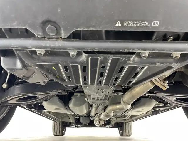 三菱 デリカＤ：５ ジャスパー 神奈川県 2023(令5)年 1.8万km ブラックダイヤモンド/グラファイトグレーメタリック 4WD/純正10.1インチSDナビ/AM　FM　フルセグ　DVD　CD　SD　MSV　USB　Bluetooth/マルチアラウンドモニター/両側パワースライドドア/e-Assist/ACC/専用ハーフレザーシート（合皮）/前席シートヒーター/運転席パワーシート/革巻きステアリング/ステアリングヒーター/ステアリングリモコン/AC100V電源/純正フロアマット/パワーバックドア/バーチャルマルチLEDヘッドライト/フォグランプ/専用18インチアルミホイール/ドアバイザー/衝突被害軽減ブレーキシステム/車線逸脱警報システム/オートマチックハイビーム/誤発進抑制機能（前進時）/スマートキー×2/専用フロントグリル/専用ポジションランプガーニッシュ/専用デカール