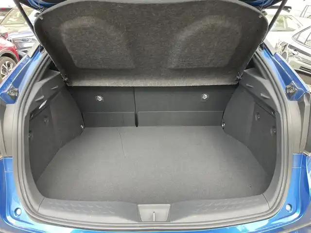 トヨタ Ｃ－ＨＲ G 東京都 2017(平29)年 3.2万km コバルトブルーメタリック 純正メモリナビ(NSZT-Y66T)/　(フルセグTV/Bluetooth/SD/DVD)/バックカメラ/ビルトインETC2.0/前後ドライブレコーダー/ブラックレザーシート/前席シートヒーター/TOYOTA Safety Sense P/・レーダークルーズ コントロール/・プリクラッシュセーフティ/・レーンディパーチャーアラート/・先行車発進告知機能/・オートマチックハイビーム/ブラインドスポットモニター/クリアランスソナー/横滑り防止機能/純正18インチアルミホイール/純正LEDヘッドライト/スマートキー/純正フロアマット/カーテンエアバック/スペアキー1本/保証書/取扱説明書