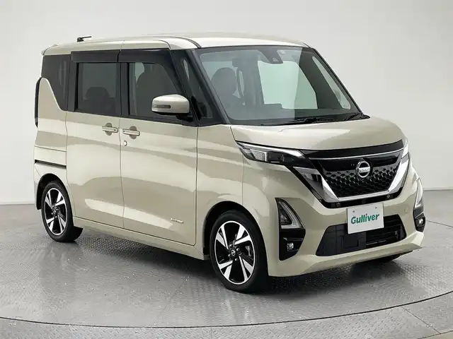 日産 ルークス HWS Gターボ プロパイロットED 兵庫県 2021(令3)年 2.8万km フローズンバニラパール 社外SDナビ/（AM・FM・BT・CD・DVD・TV）/バックカメラ/アラウンドビューモニター/プロパイロット/両側パワースライドドア/ハーフレザーシート/KEDヘッドライト/オートライト/アイドリングストップ/スマートキー×2本/純正フロアマット/純正15インチアルミホイール