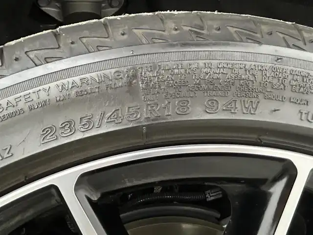 トヨタ カムリ WSレザーパッケージ 大阪府 2022(令4)年 2.7万km アティチュードブラックマイカ GRエアロ/マフラー 純正ナビ バックカメラ ETC2.0 革シート パワーシート/ヒーター 衝突軽減 レーダークルコン BSM ヘッドアップディスプレイ レーンアシスト オートハイビーム