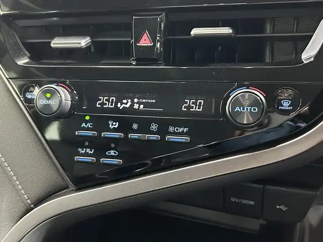 トヨタ カムリ WSレザーパッケージ 大阪府 2022(令4)年 2.7万km アティチュードブラックマイカ GRエアロ/マフラー 純正ナビ バックカメラ ETC2.0 革シート パワーシート/ヒーター 衝突軽減 レーダークルコン BSM ヘッドアップディスプレイ レーンアシスト オートハイビーム
