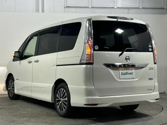 日産 セレナ HWS S HV Vエアロ+Sefty 大阪府 2015(平27)年 5.2万km ブリリアントホワイトパール 純正ナビ(フルセグ/DVD再生/Bluetooth) 360カメラ 後席モニター ETC 両側パワースライドドア 衝突軽減 クルコン クリアランスソナー レーンアシスト スマートキー Pスタート