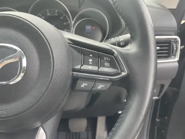マツダ ＣＸ－５ XD Lパッケージ 兵庫県 2020(令2)年 3.8万km ジェットブラックマイカ 純正ナビ（AM/FM/BT/USB/TV)/全周囲カメラ/プッシュスタート/アイドリングストップ/レーンキープアシスト/ステアリングリモコン/ステアリングヒーター/クルーズコントロール（追従あり）/フルレザーシート/前席パワーシート/メモリーシート/シートヒーター/ETC/前後ドライブレコーダー/電動リアゲート/トノカバー/フロアマット/純正17インチアルミホイール/取扱説明書/保証書