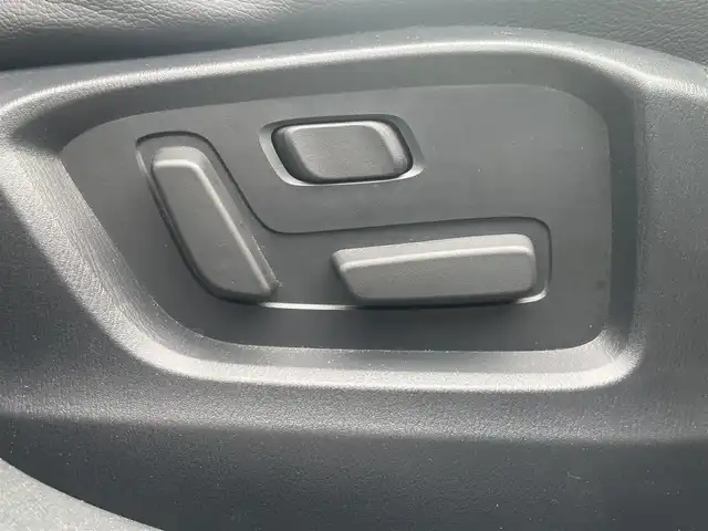 マツダ ＣＸ－５ XD Lパッケージ 兵庫県 2020(令2)年 3.8万km ジェットブラックマイカ 純正ナビ（AM/FM/BT/USB/TV)/全周囲カメラ/プッシュスタート/アイドリングストップ/レーンキープアシスト/ステアリングリモコン/ステアリングヒーター/クルーズコントロール（追従あり）/フルレザーシート/前席パワーシート/メモリーシート/シートヒーター/ETC/前後ドライブレコーダー/電動リアゲート/トノカバー/フロアマット/純正17インチアルミホイール/取扱説明書/保証書