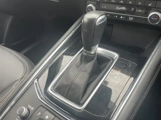マツダ ＣＸ－５ XD Lパッケージ 兵庫県 2020(令2)年 3.8万km ジェットブラックマイカ 純正ナビ（AM/FM/BT/USB/TV)/全周囲カメラ/プッシュスタート/アイドリングストップ/レーンキープアシスト/ステアリングリモコン/ステアリングヒーター/クルーズコントロール（追従あり）/フルレザーシート/前席パワーシート/メモリーシート/シートヒーター/ETC/前後ドライブレコーダー/電動リアゲート/トノカバー/フロアマット/純正17インチアルミホイール/取扱説明書/保証書