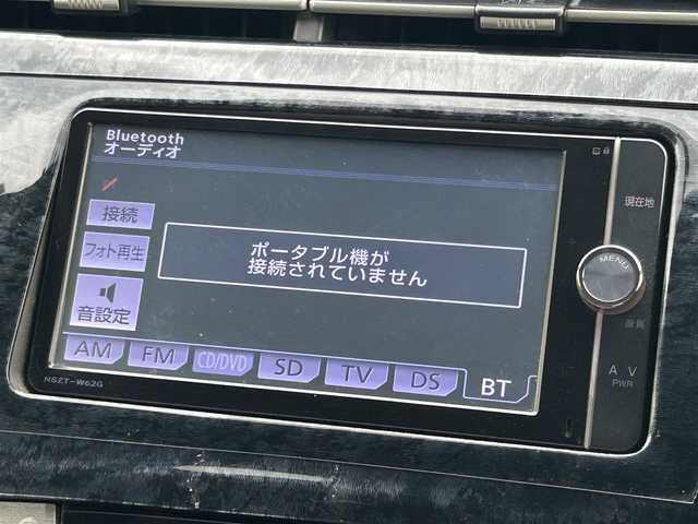 トヨタ プリウス S 広島県 2013(平25)年 15.4万km ブラック 純正ナビ/「CD/DVD/Bluetooth」/バックカメラ/ETC/一時停止案内/HIDヘッドライト/フォグライト/オートライト/プッシュスタート/純正15インチAW/純正フロアマット/保証書