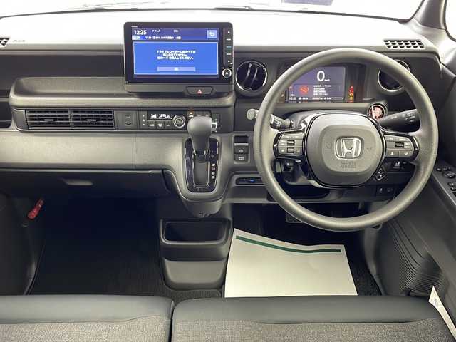 ホンダ Ｎ ＢＯＸ カスタム 大阪府 2024(令6)年 0.1万km ミッドナイトブルービームM 禁煙車/純正9型ナビ/（BT/CD/DVD/AppleCarPlay/AndroidAuto/フルセグ）/片側電動スライドドア/前方ドライブレコーダー/バックカメラ/ETC/ホンダセンシング/・衝突軽減ブレーキ（CMBS）/・誤発進抑制機能（前方・後方）/・歩行者事故低減ステアリング/・路外逸脱抑制機能/・アダプティブクルーズコントロール（ACC）/・車線維持支援システム（LKAS）/・先行車発進お知らせ機能/・標識認識機能/・オートハイビーム/電動パーキング/オートホールド/オートエアコン/USB（Type-A/Type-C）/サンシェード/オートリトラミラー/D/N席シートヒーター/スマートキー/スペアキー/オートライト/LEDヘッドライト