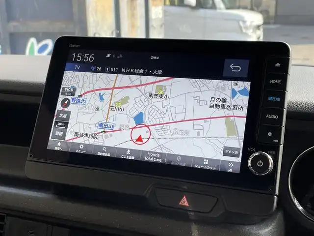 ホンダ Ｎ ＢＯＸ カスタム 滋賀県 2024(令6)年 0.1万km ミッドナイトブルービームM 禁煙車/純正9型ナビ/（BT/CD/DVD/AppleCarPlay/AndroidAuto/フルセグ）/片側電動スライドドア/前方ドライブレコーダー/バックカメラ/ETC/ホンダセンシング/・衝突軽減ブレーキ（CMBS）/・誤発進抑制機能（前方・後方）/・歩行者事故低減ステアリング/・路外逸脱抑制機能/・アダプティブクルーズコントロール（ACC）/・車線維持支援システム（LKAS）/・先行車発進お知らせ機能/・標識認識機能/・オートハイビーム/電動パーキング/オートホールド/オートエアコン/USB（Type-A/Type-C）/スマートキー/スペアキー/オートライト/LEDヘッドライト