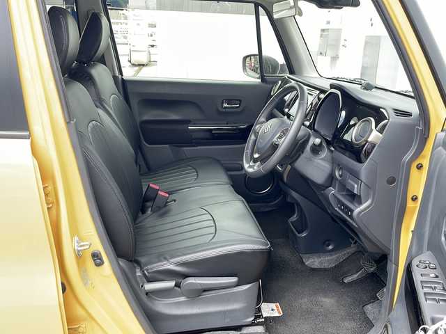 スズキ ハスラー Jスタイル Ⅱ ターボ 三重県 2016(平28)年 3.4万km アクティブイエロー/ブラック2トーンルーフ 純正ナビ（AM/FM/CD/TV/BT）/全周囲モニター/前席シートヒーター/ETC/オートライト/純正フロアマット/スペアキー/パドルシフト/革巻きステアリング/電動格納ミラー/禁煙車